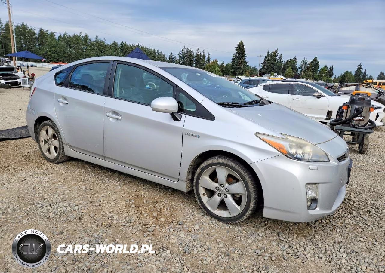 2010 Toyota Prius V VIN:JTDKN3DU8A0029966 - 4