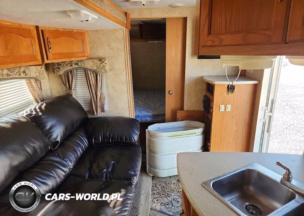 2006 Forest River Wildwood Travel Trailers VIN:4X4TWDF256J047680 - 5
