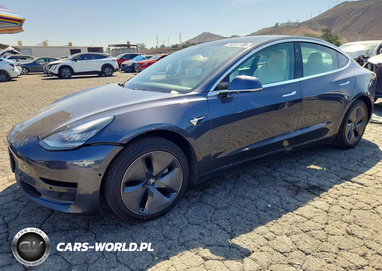 2019 Tesla Model 3 – zdjęcie 1 z 13