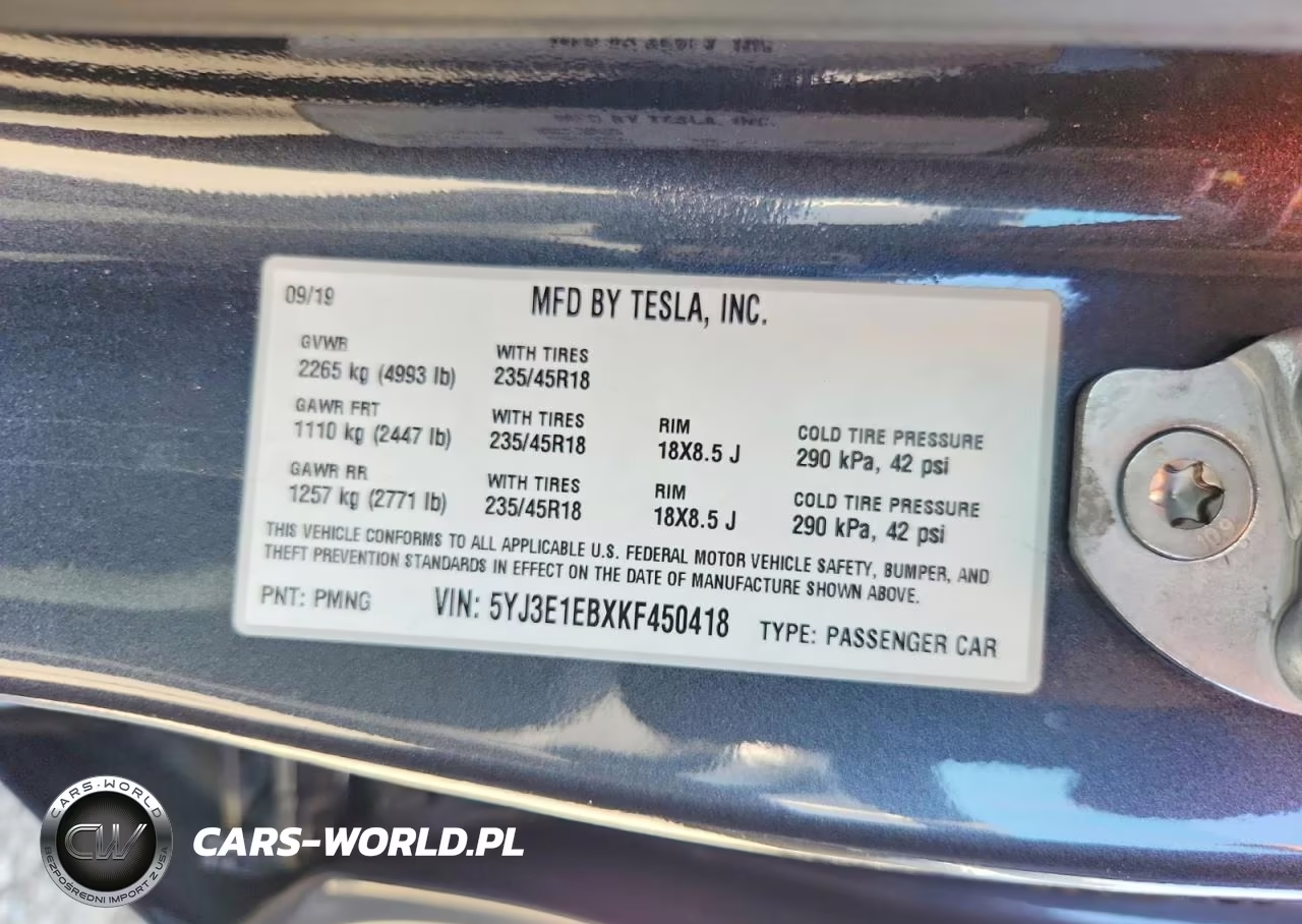 2019 Tesla Model 3 VIN:5YJ3E1EBXKF450418 - 13