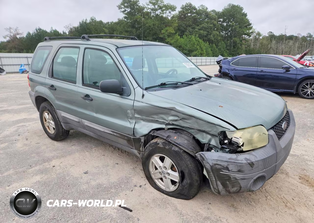 2007 Ford Escape Xls VIN:1FMYU02Z07KA51642 - 4