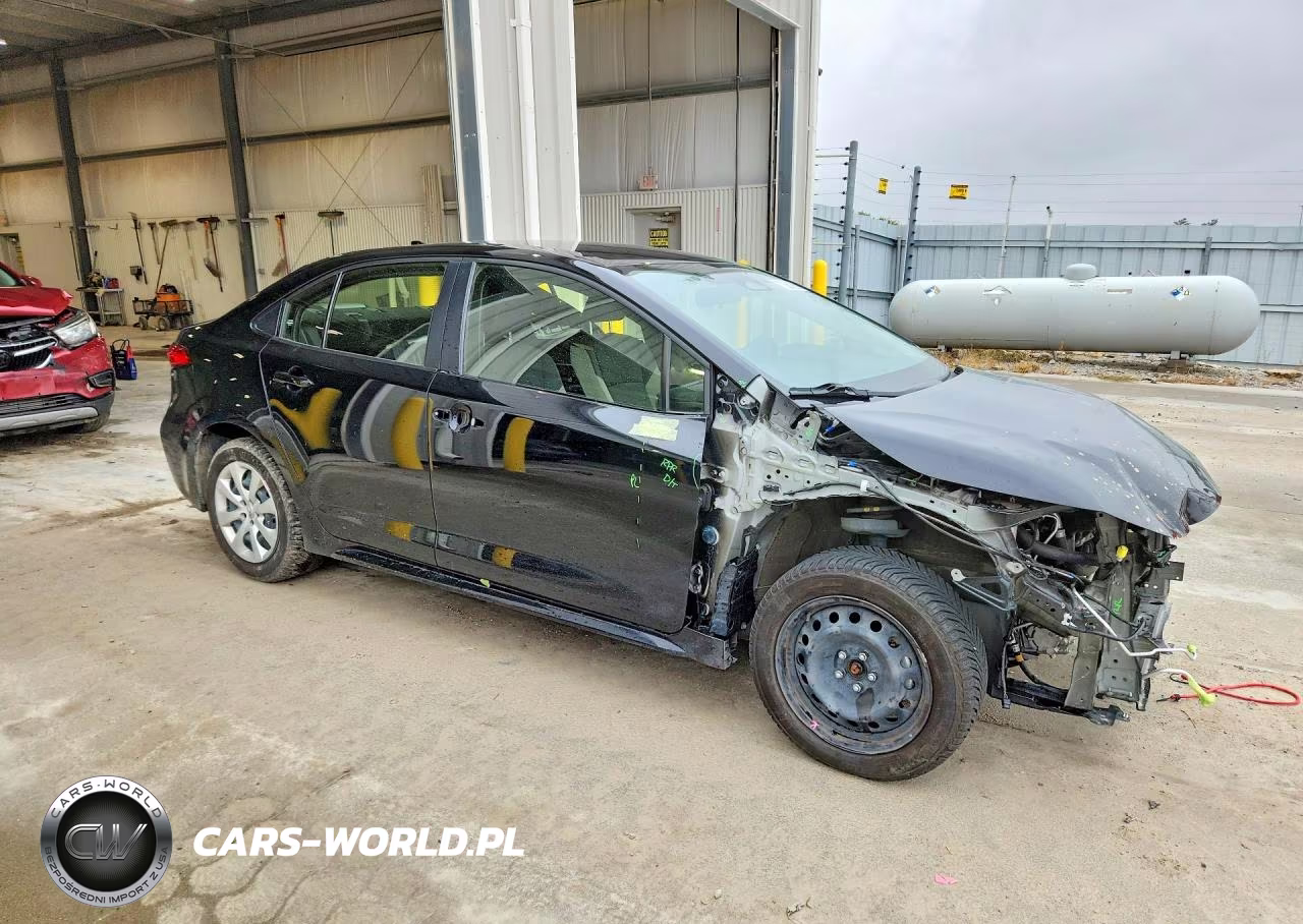 2024 Toyota Corolla Hybrid Le VIN:JTDBCMFE3R3045116 - 4