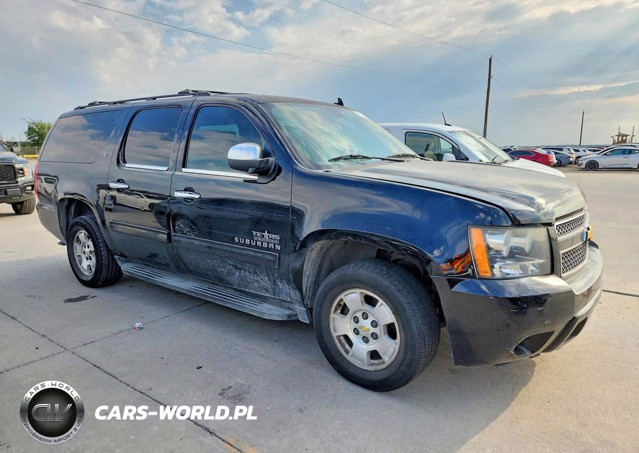 2014 Chevrolet Suburban C1500 Lt VIN:1GNSCJE07ER128583 - 4