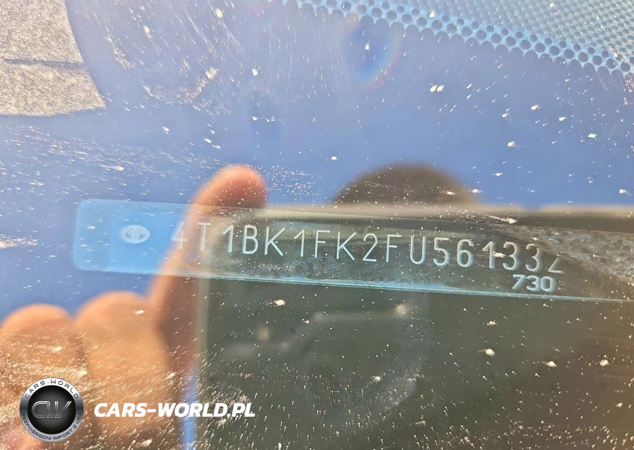 2015 Toyota Camry Xle V6 VIN:4T1BK1FK2FU561332 - 12