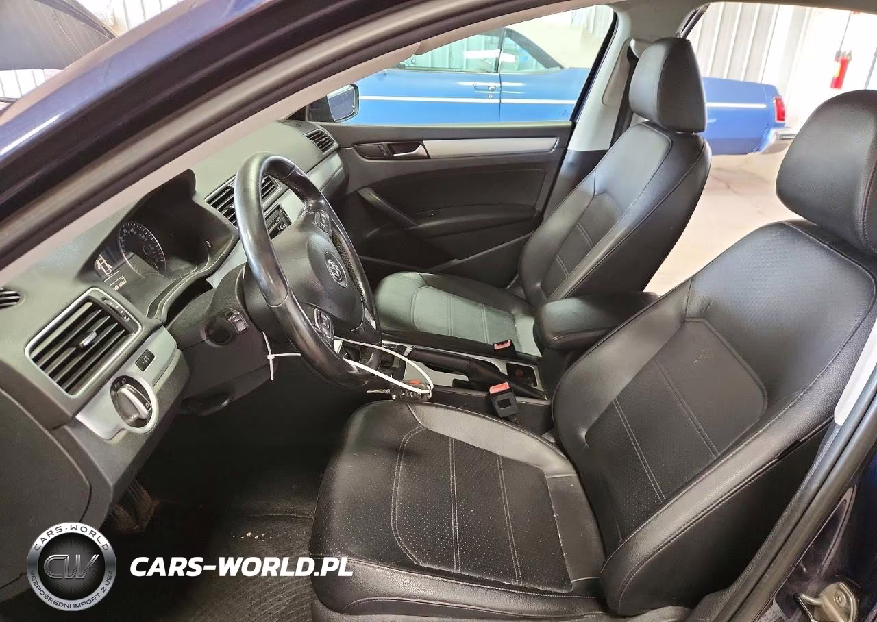 2013 Volkswagen Passat Se VIN:1VWBP7A31DC049070 - 7