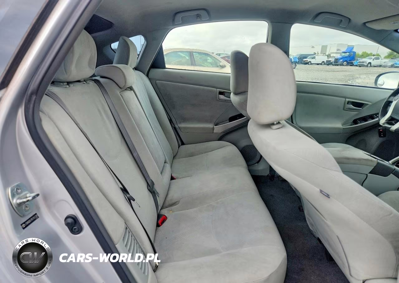 2011 Toyota Prius Two VIN:JTDKN3DU7B1361280 - 10