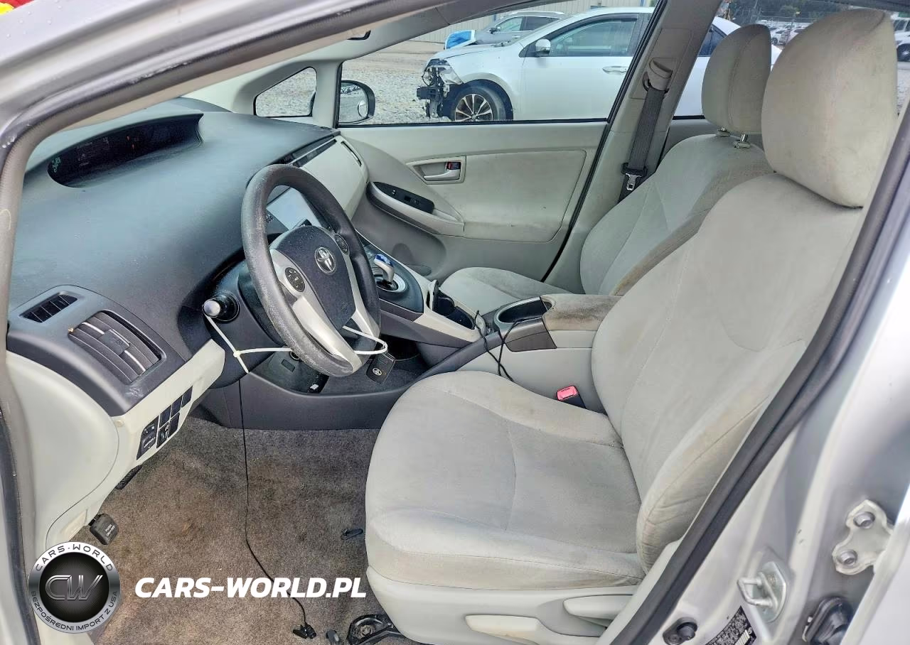 2011 Toyota Prius Two VIN:JTDKN3DU7B1361280 - 7