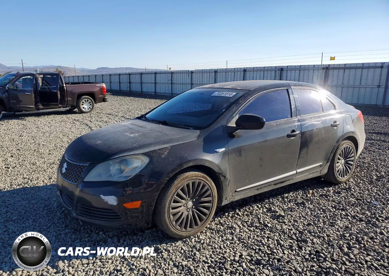 2012 Suzuki Kizashi Se – zdjęcie 1 z 12