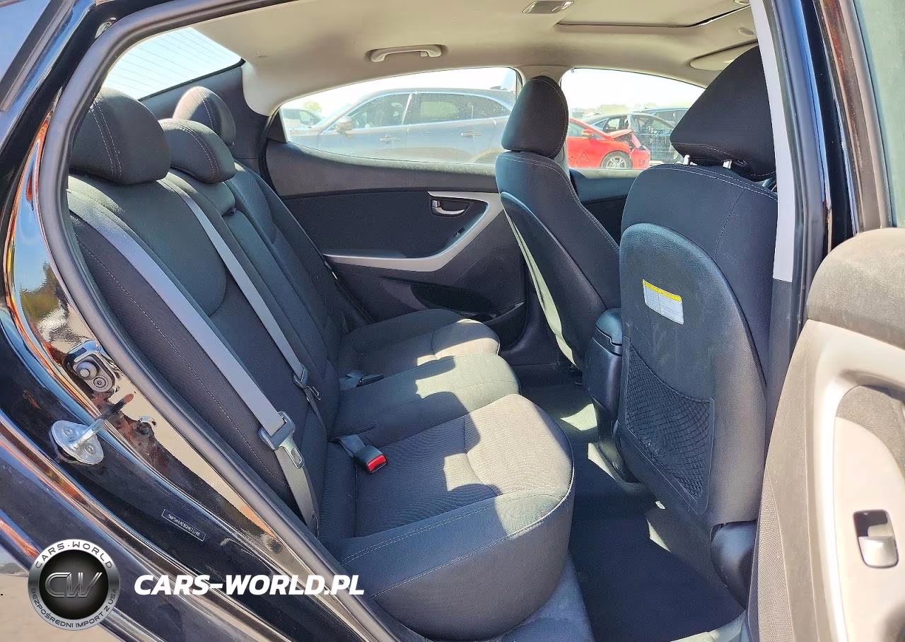 2016 Hyundai Elantra Value Edition VIN:5NPDH4AE9GH673748 - 10