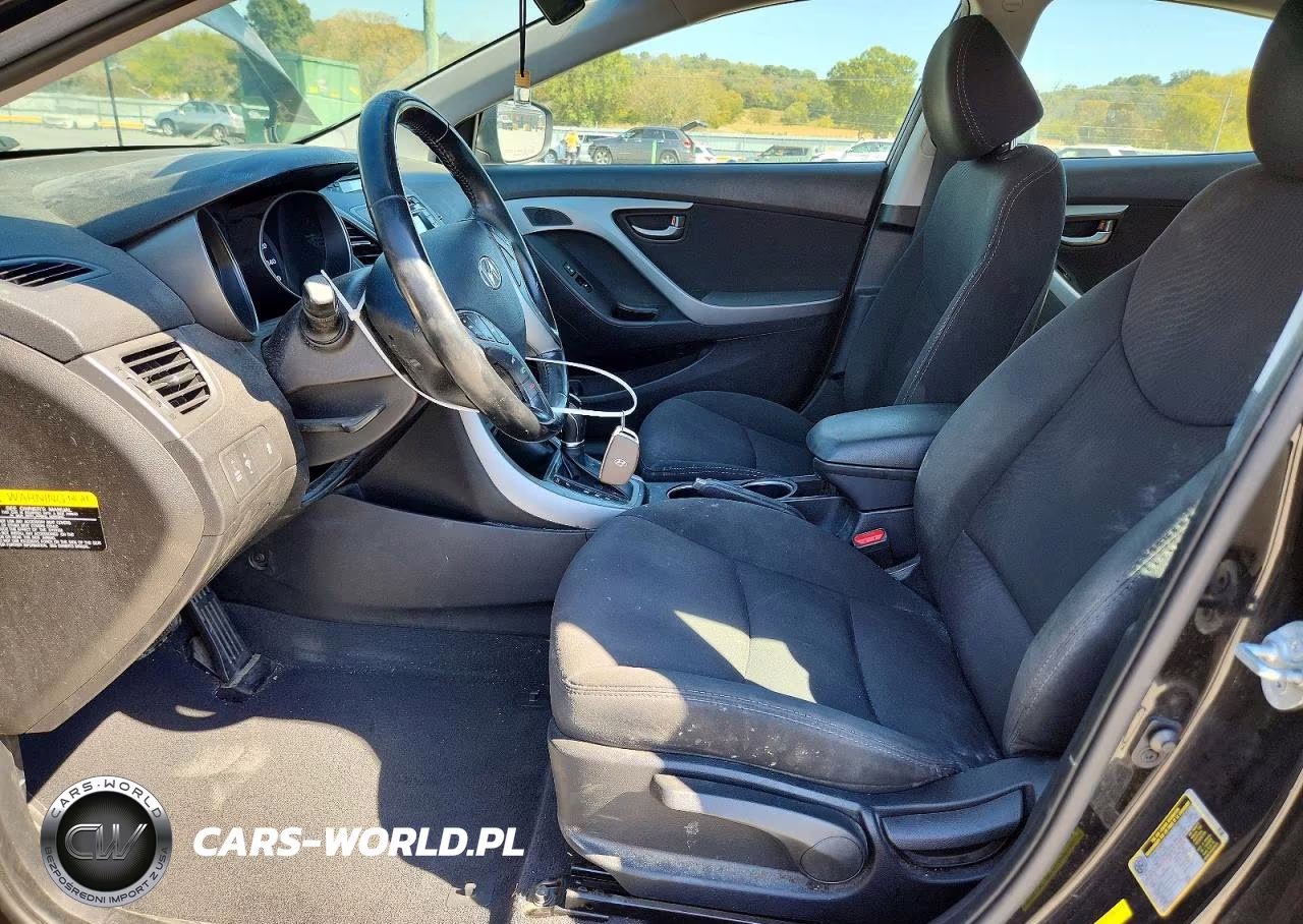 2016 Hyundai Elantra Value Edition VIN:5NPDH4AE9GH673748 - 7