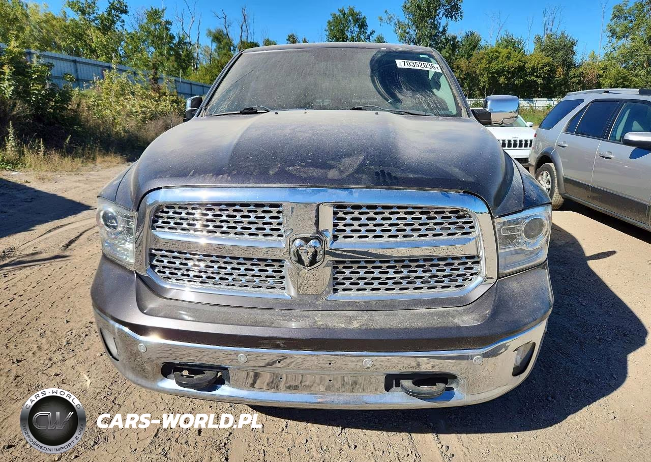 2014 Ram 1500 Laramie VIN:1C6RR7JMXES476623 - 5