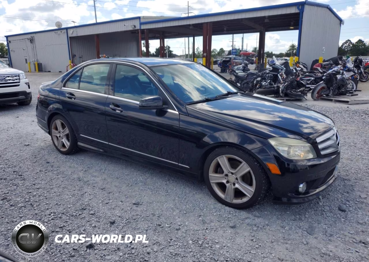 2010 Mercedes-Benz C 300 4Matic VIN:WDDGF8BB8AR099910 - 4