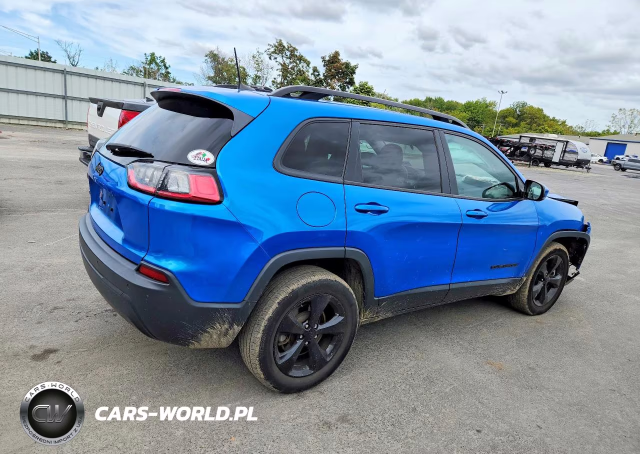 2020 Jeep Cherokee Latitude Plus VIN:1C4PJMLB1LD640456 - 3