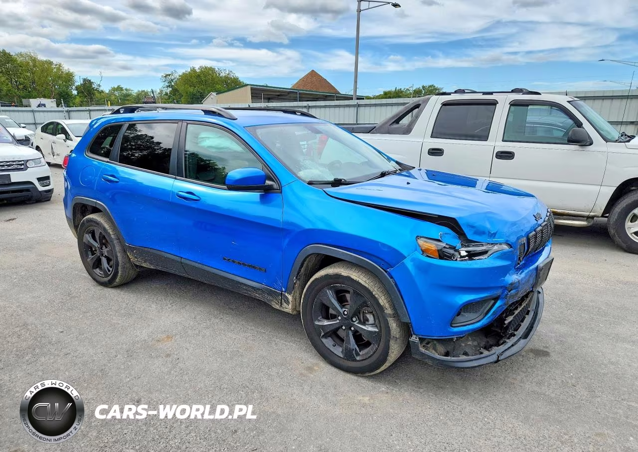 2020 Jeep Cherokee Latitude Plus VIN:1C4PJMLB1LD640456 - 4