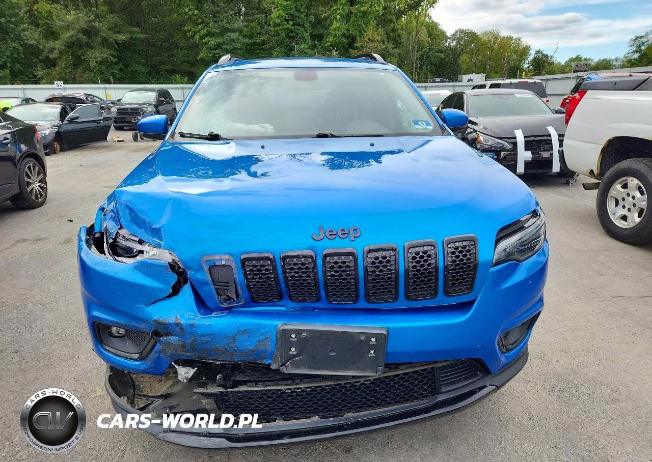 2020 Jeep Cherokee Latitude Plus VIN:1C4PJMLB1LD640456 - 5