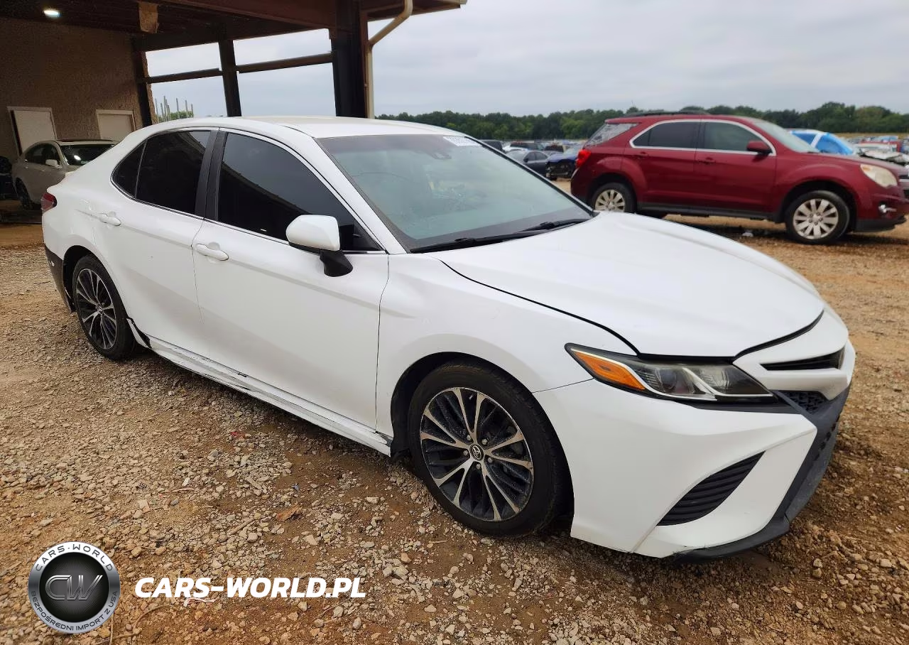 2018 Toyota Camry Se VIN:4T1B11HK2JU085785 - 4