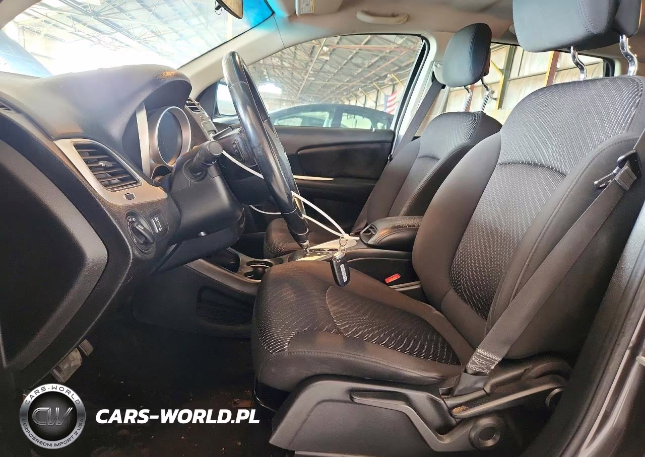 2018 Dodge Journey Se VIN:3C4PDCAB3JT274916 - 7