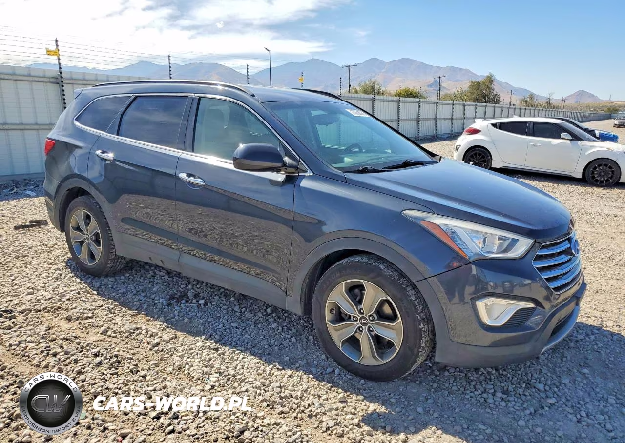 2015 Hyundai Santa Fe Gls VIN:KM8SMDHF3FU098533 - 4