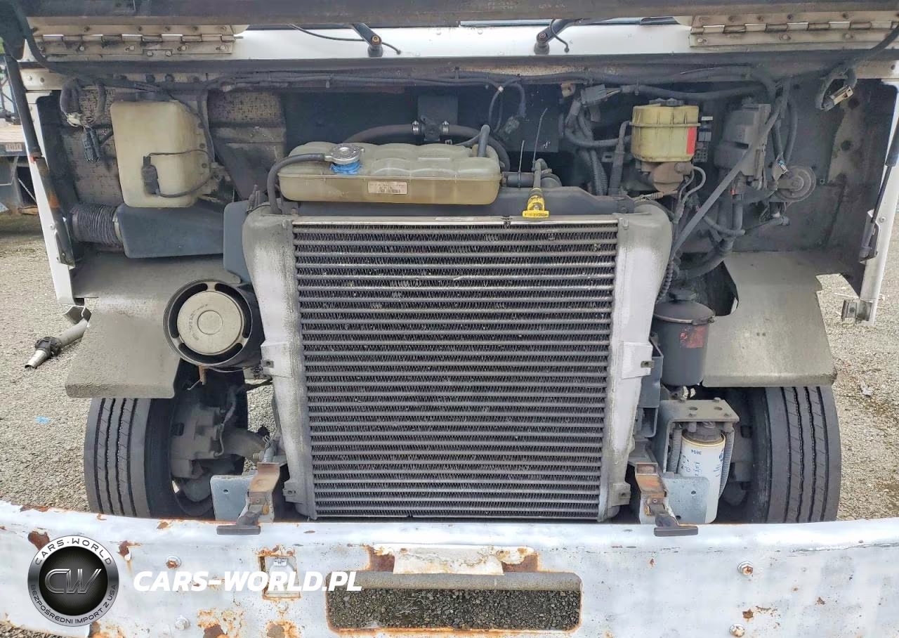 2005 Freightliner Chassis M Line Walk-In Van VIN:4UZAANBW55CV06036 - 11