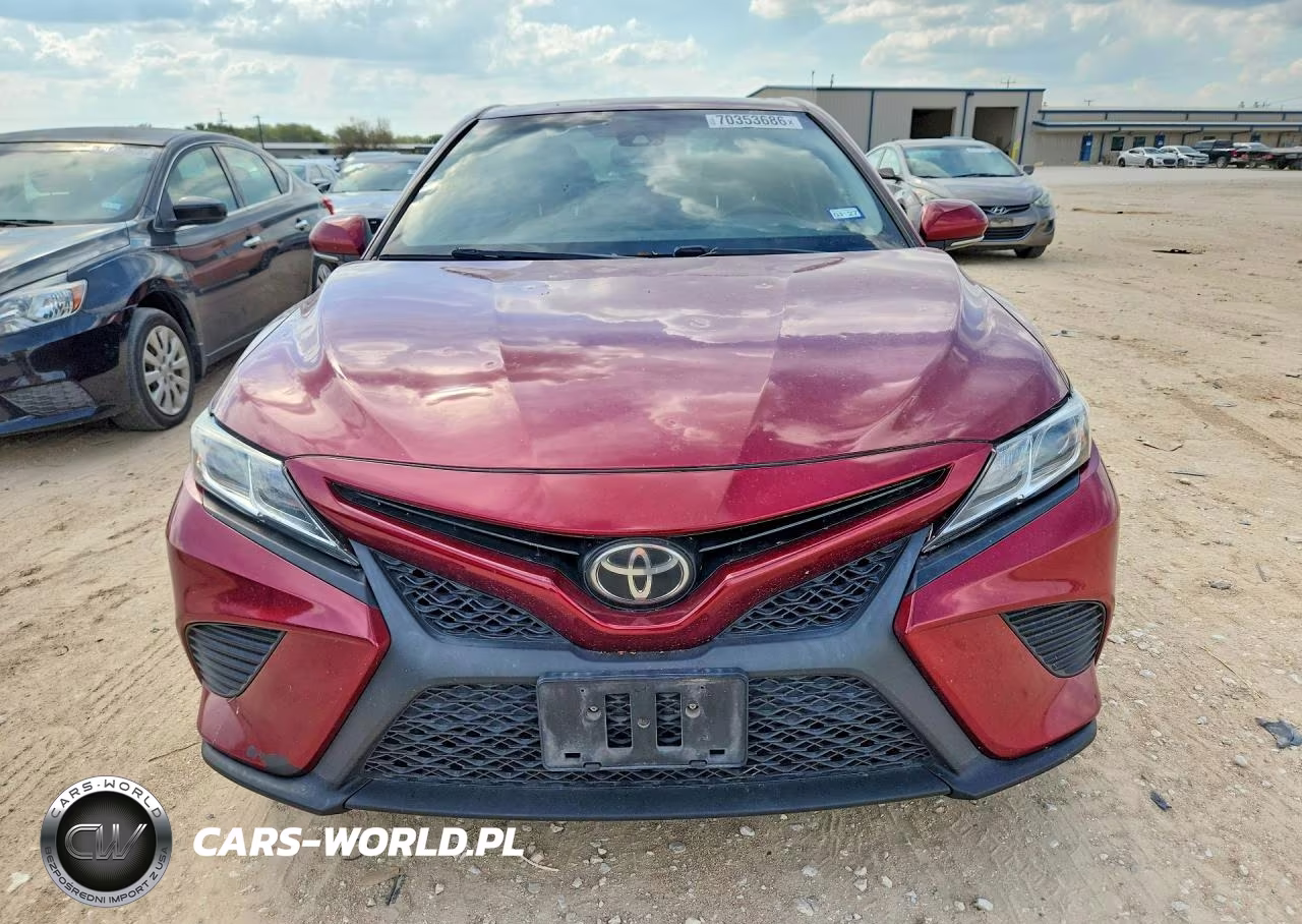 2018 Toyota Camry Se VIN:4T1B11HK4JU521939 - 5