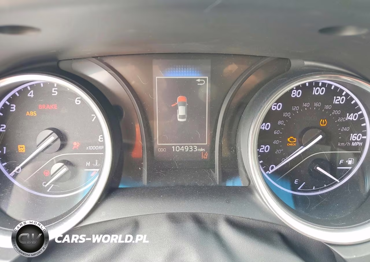 2018 Toyota Camry Se VIN:4T1B11HK1JU070646 - 9