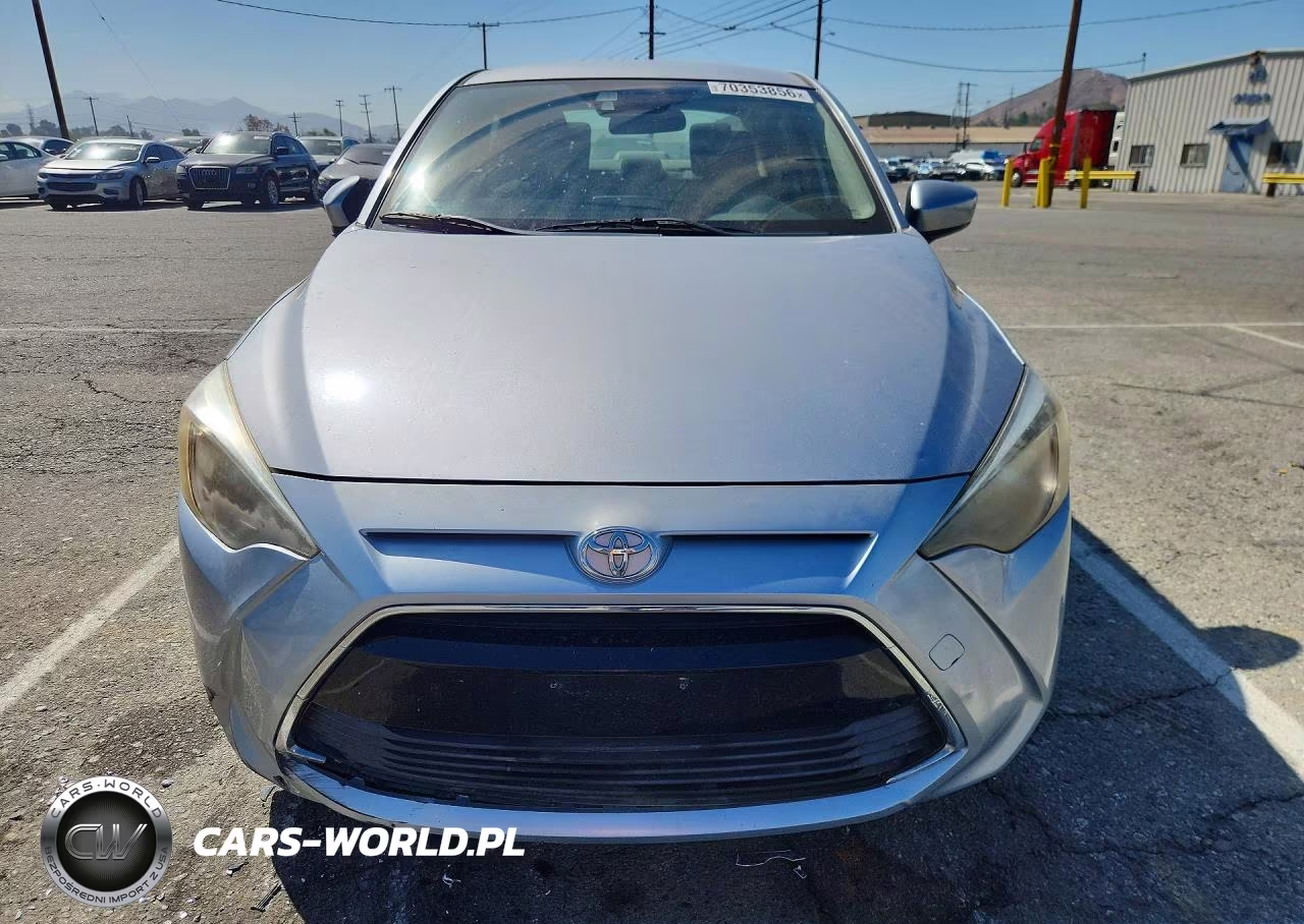 2018 Toyota Yaris Ia Base VIN:3MYDLBYV4JY302713 - 5