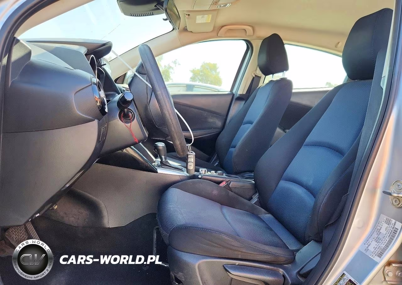 2018 Toyota Yaris Ia Base VIN:3MYDLBYV4JY302713 - 7