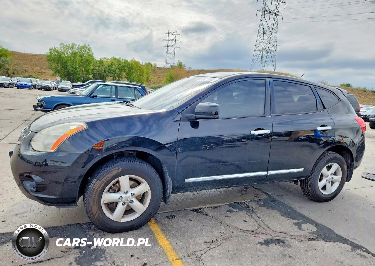 2013 Nissan Rogue S
