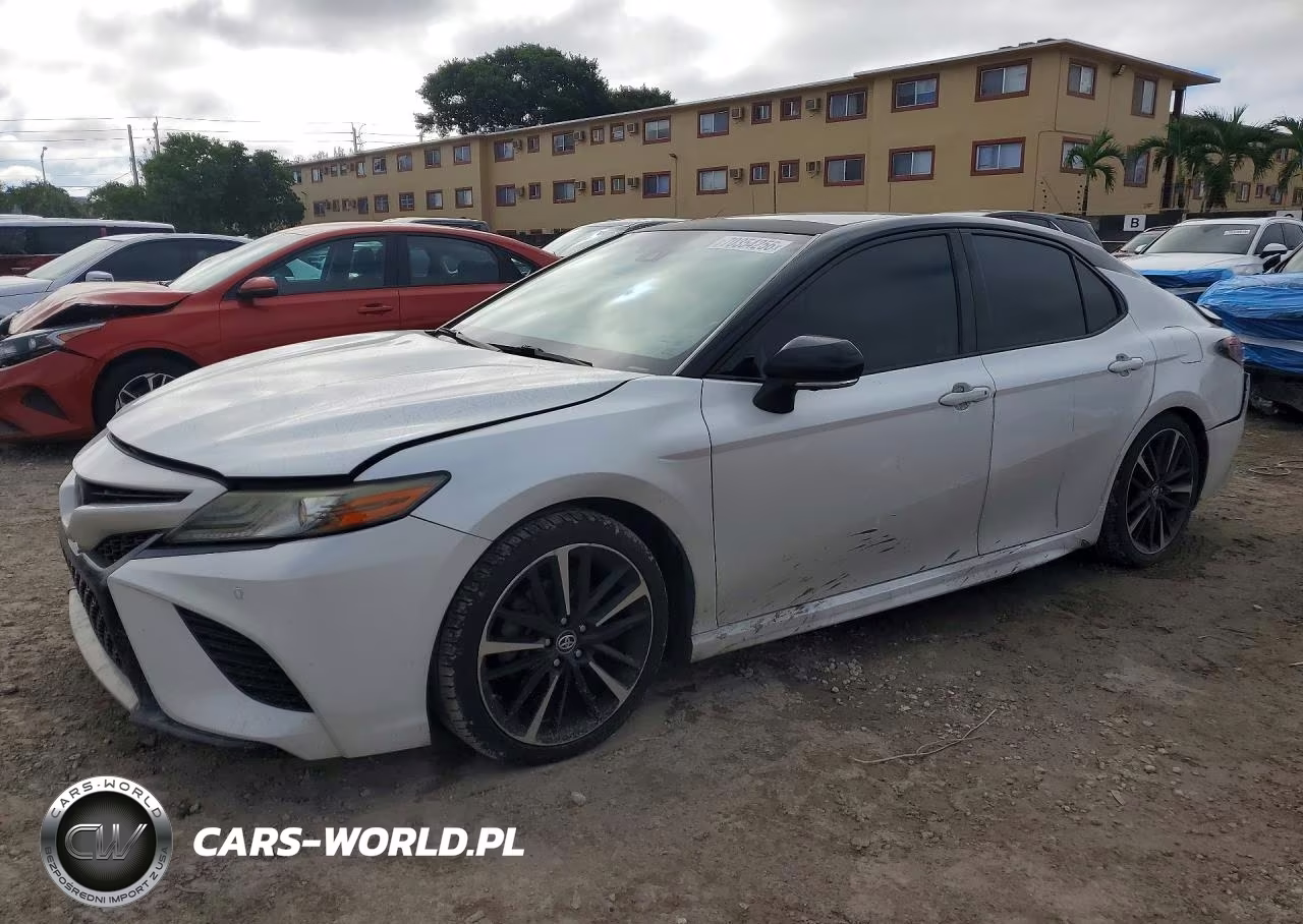 2018 Toyota Camry Xse – zdjęcie 1 z 12