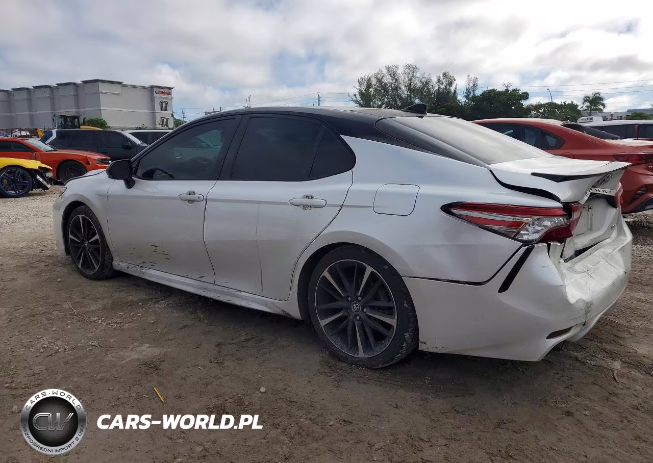 2018 Toyota Camry Xse VIN:4T1B61HK8JU111789 - 2