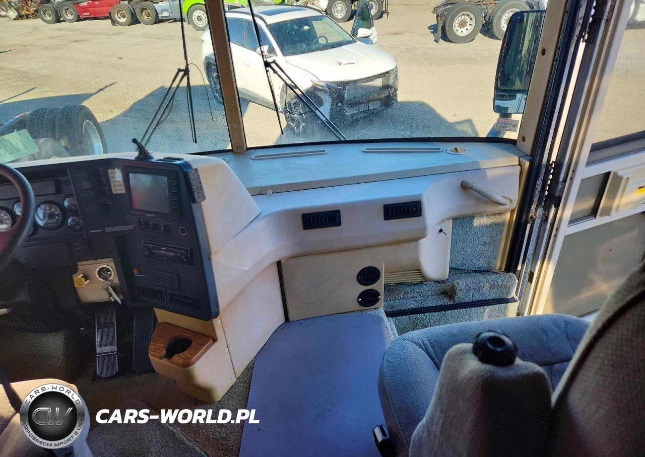 2001 Winnebago Journey Rv VIN:4UZAAGBV31CJ36251 - 5