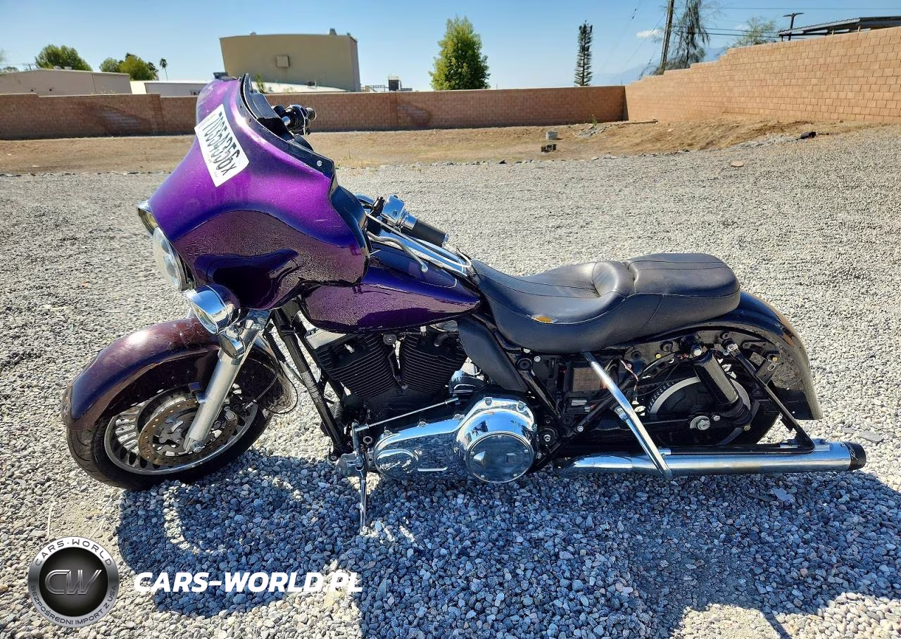 2010 Harley-Davidson Flhtk VIN:1HD1KEM33AB654947 - 3