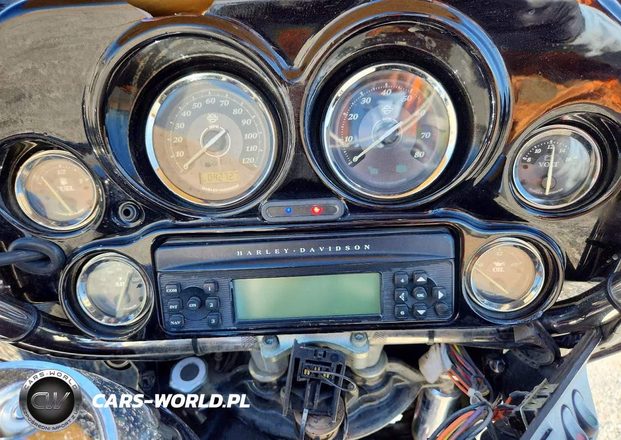 2010 Harley-Davidson Flhtk VIN:1HD1KEM33AB654947 - 7