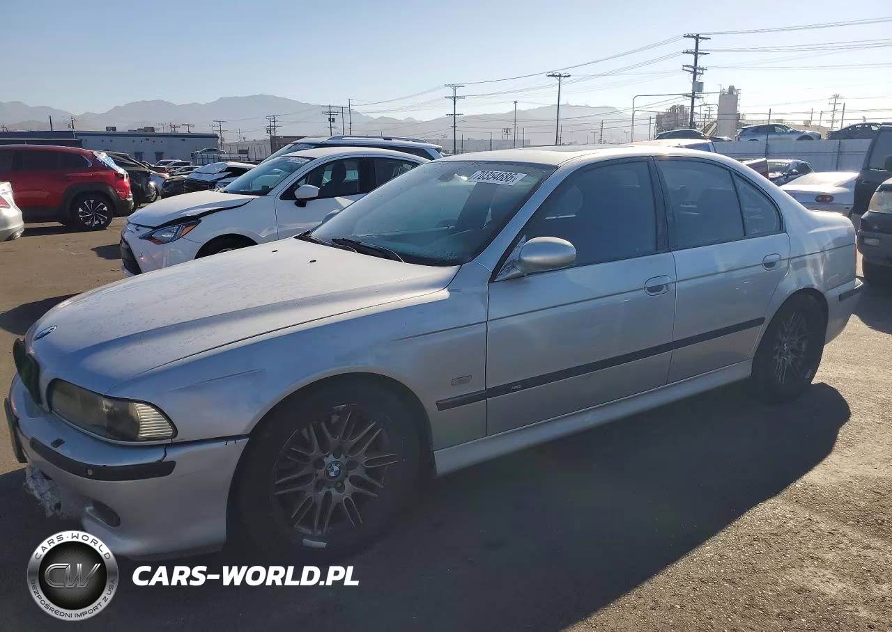 2002 BMW M5