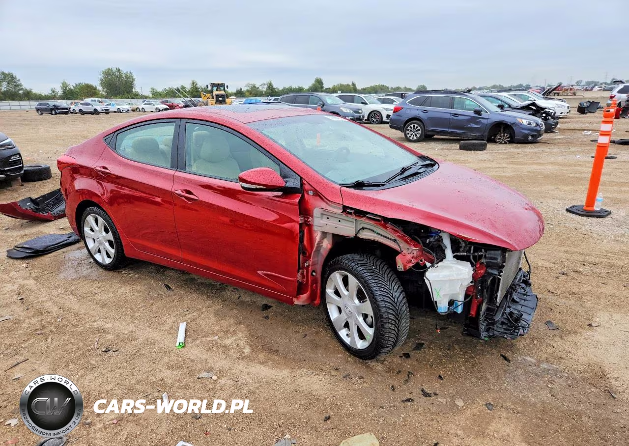 2013 Hyundai Elantra Limited VIN:KMHDH4AE8DU670787 - 4