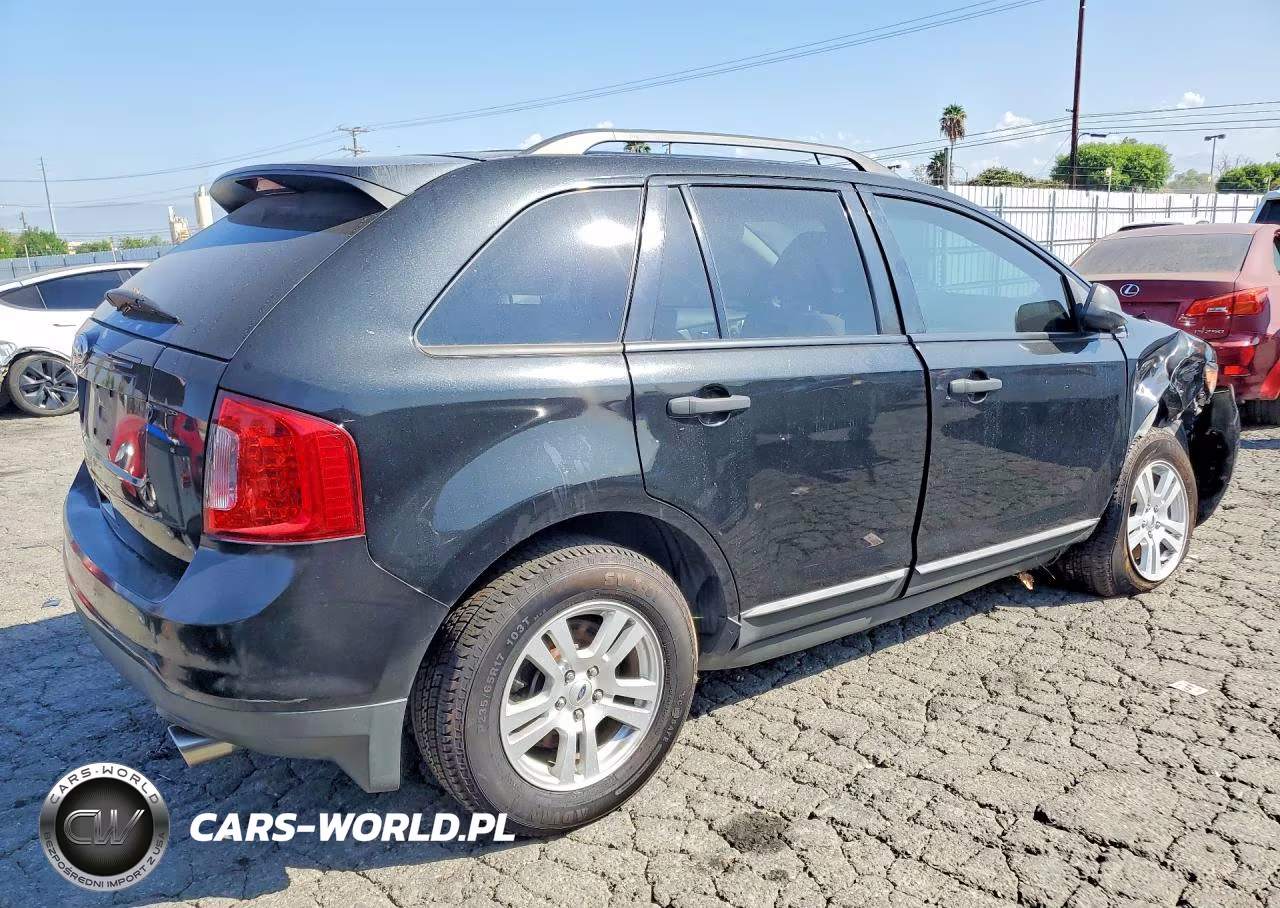 2013 Ford Edge Se VIN:2FMDK3GC4DBA74616 - 3