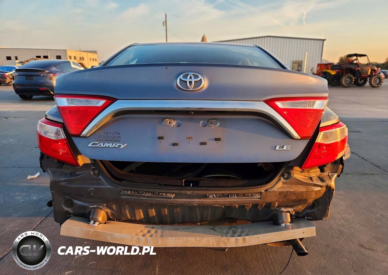 2016 Toyota Camry Le VIN:4T4BF1FKXGR530521 - 6