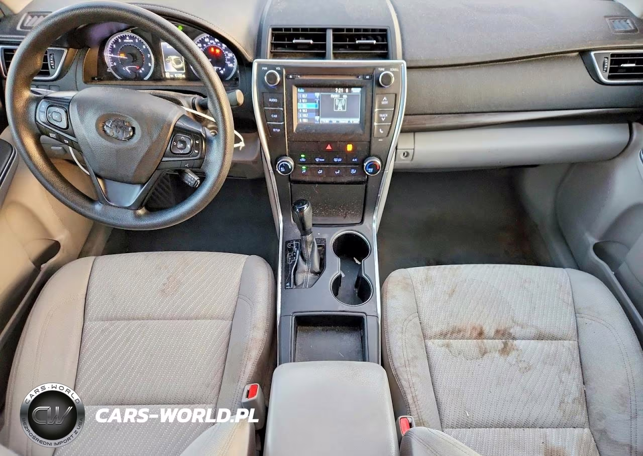 2016 Toyota Camry Le VIN:4T4BF1FKXGR530521 - 8