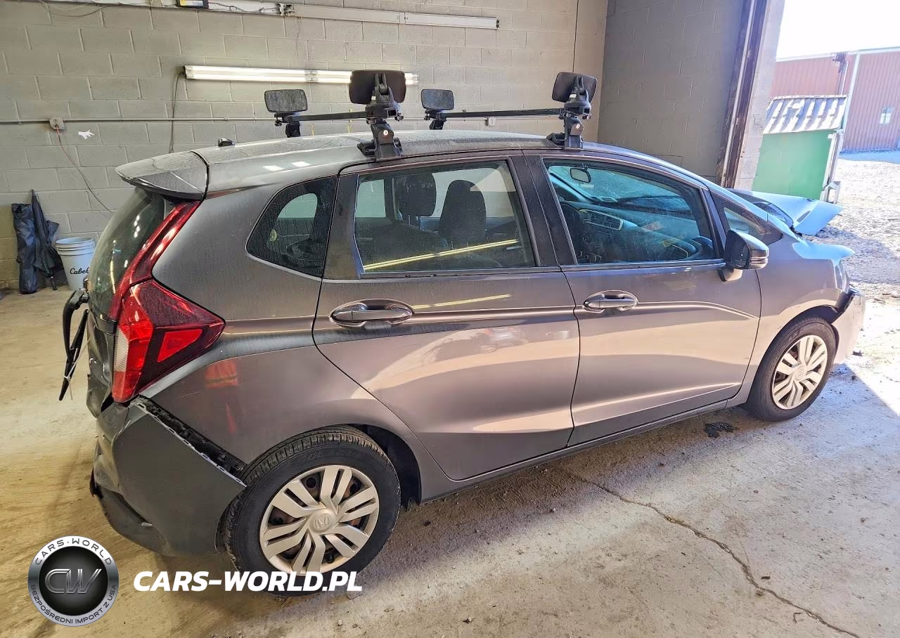 2015 Honda Fit Lx VIN:3HGGK5G54FM767381 - 3