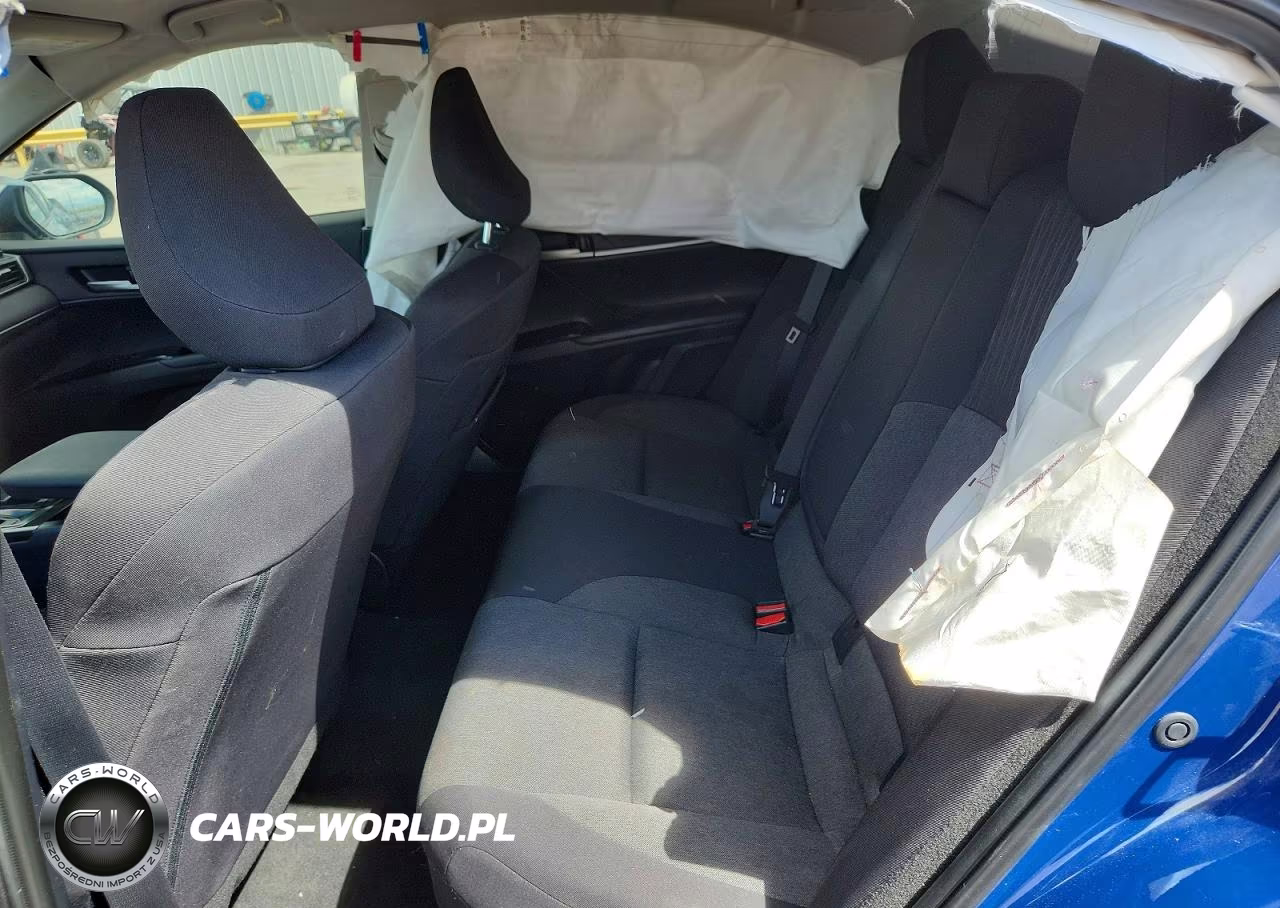 2025 Toyota Camry Xse VIN:4T1DAACK8SU036074 - 10