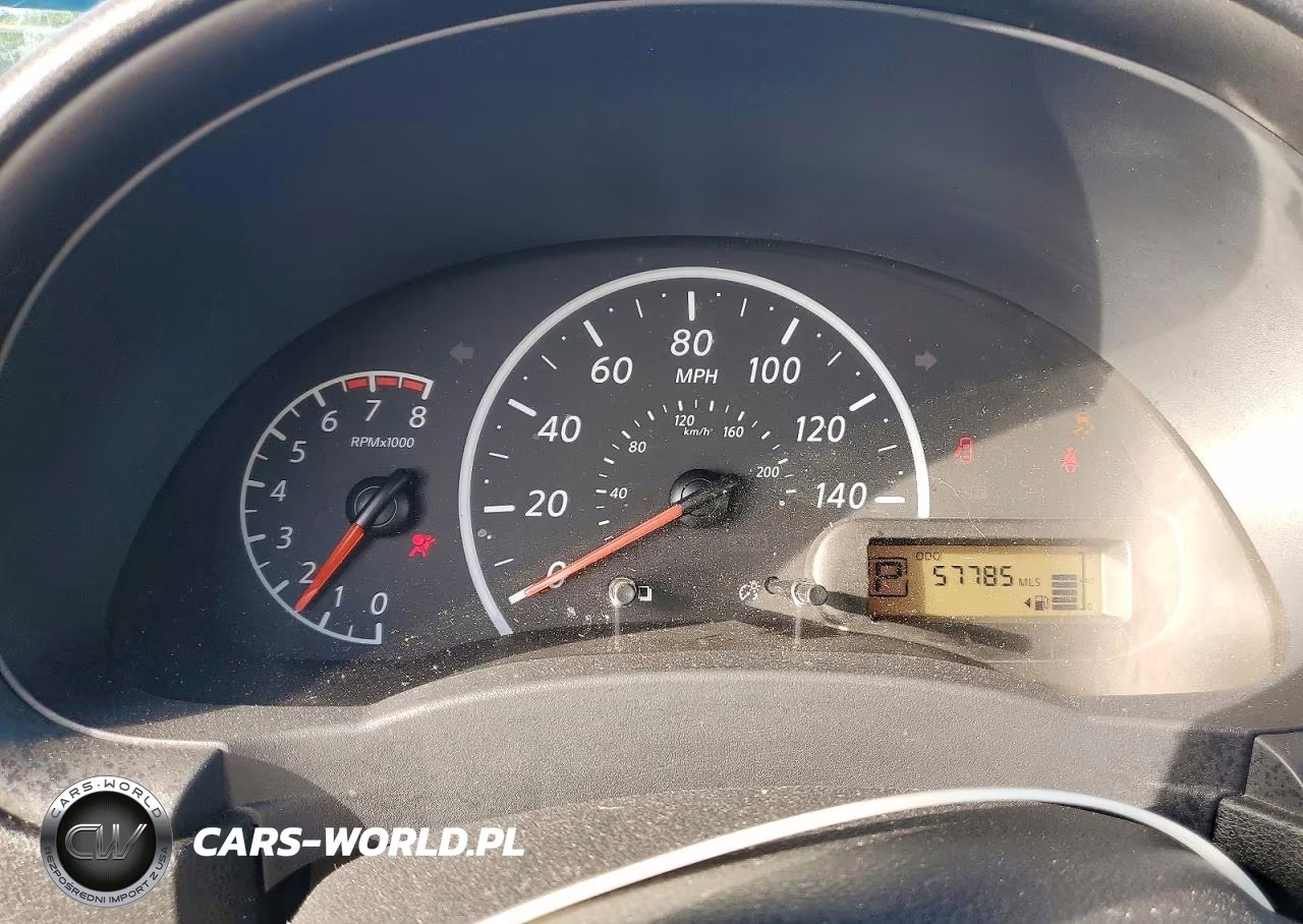 2015 Nissan Versa 1.6 S Plus VIN:3N1CN7AP4FL886535 - 9