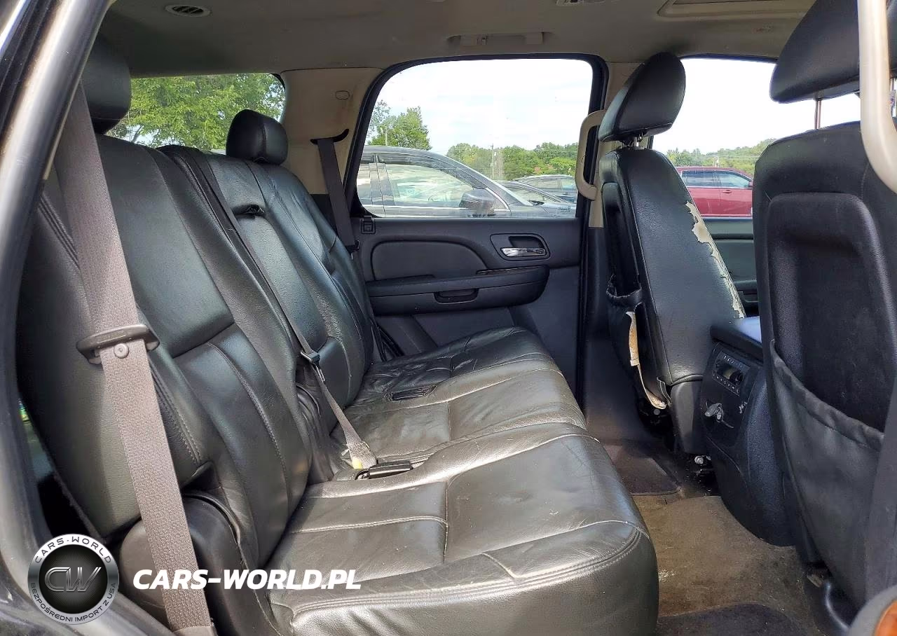 2007 Chevrolet Tahoe K1500 VIN:1GNFK13037J339935 - 11