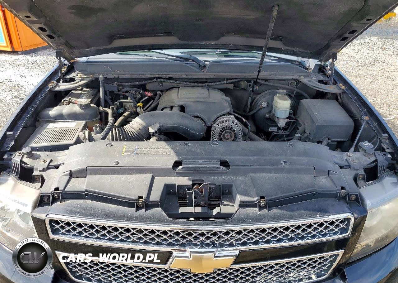 2007 Chevrolet Tahoe K1500 VIN:1GNFK13037J339935 - 12