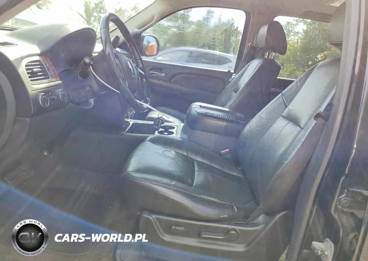 2007 Chevrolet Tahoe K1500 VIN:1GNFK13037J339935 - 7