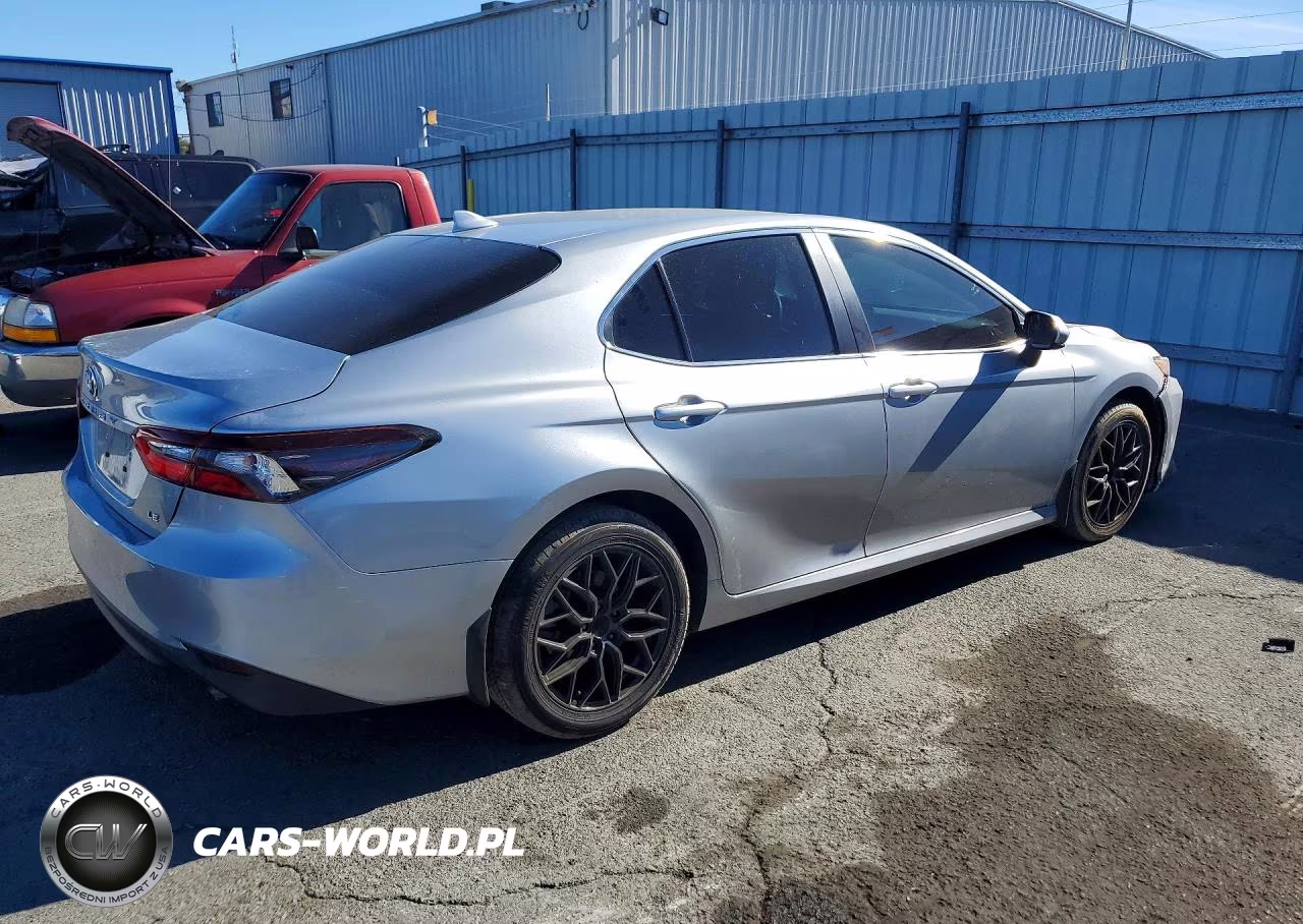 2023 Toyota Camry Le VIN:4T1C11AK1PU756516 - 3