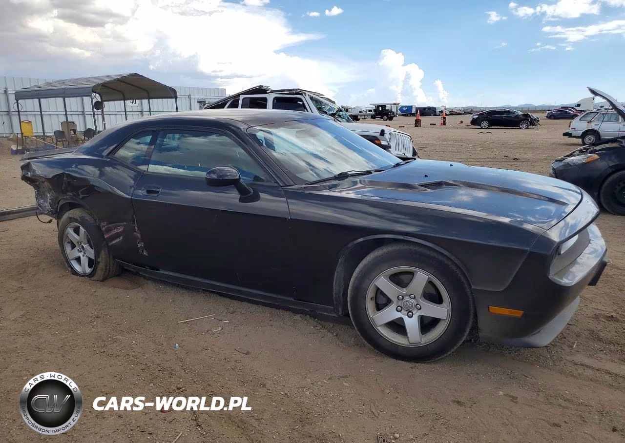 2010 Dodge Challenger Se VIN:2B3CJ4DV7AH159748 - 4