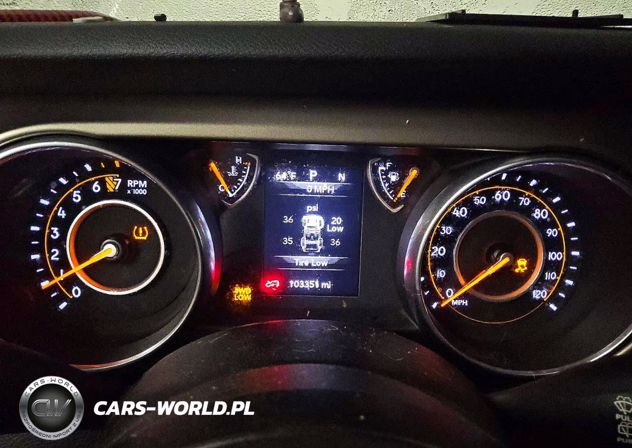 2018 Jeep Wrangler Unlimited Sport VIN:1C4HJXDG8JW138691 - 9