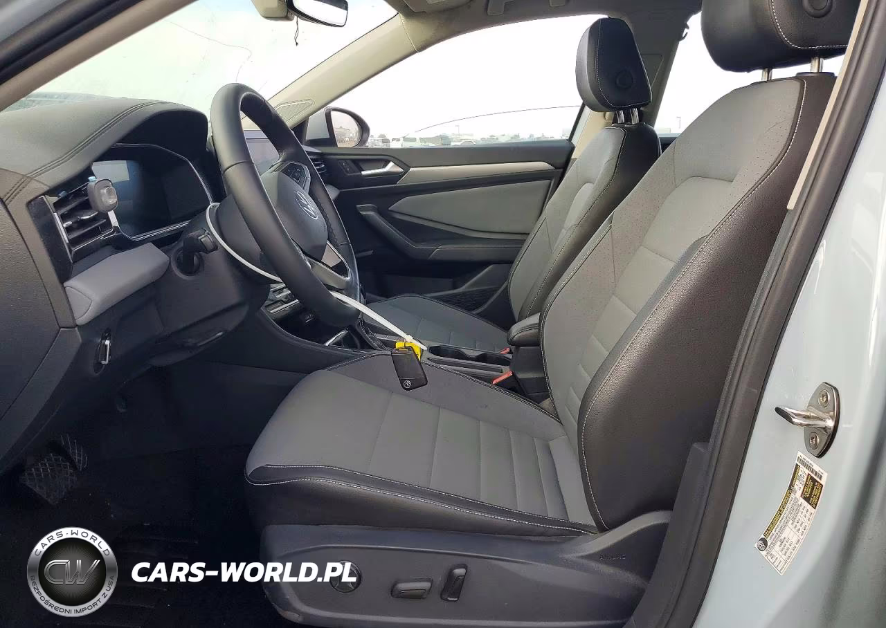 2025 Volkswagen Jetta Se VIN:3VW7X7BU7SM079196 - 7
