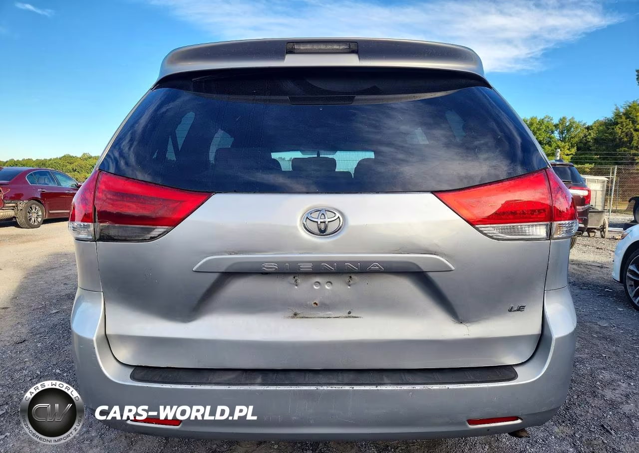 2011 Toyota Sienna Le VIN:5TDKK3DC0BS082868 - 6