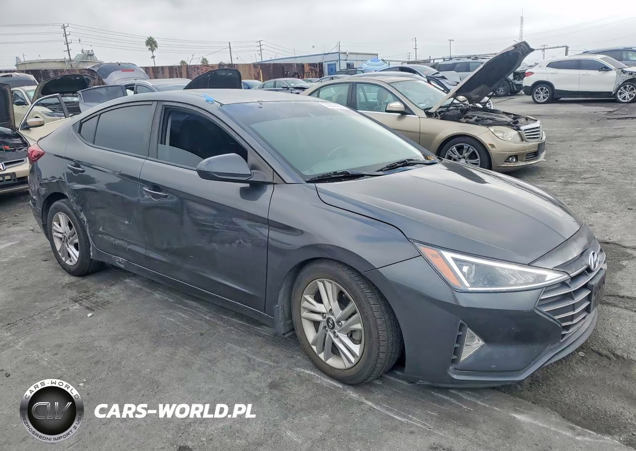 2020 Hyundai Elantra Value Edition VIN:5NPD84LF6LH629576 - 4